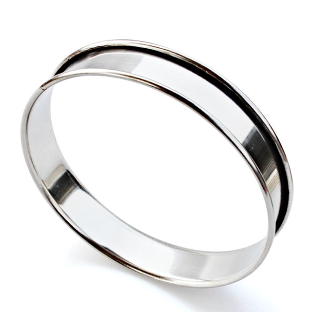 Anillo de tarta de acero inoxidable con superficie plana de borde de rodillo