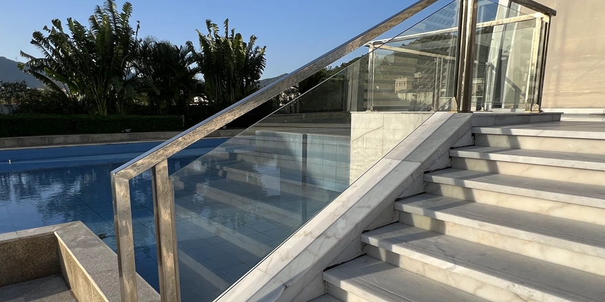 tempered clear glass balustrtade factory