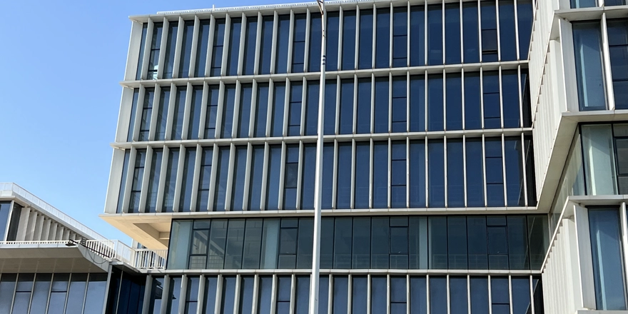 coated insulating glass curtain wall building