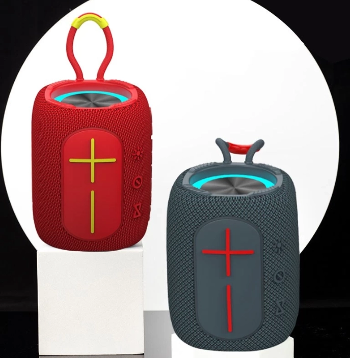 使用IPX5防水扬声器潜入冒险