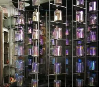 One article to understand the outside spray color and outside electroplating colorful glass candlestick processing technology, enjoyable!
