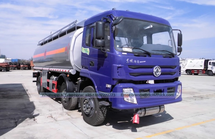 China Heavy-Duty Tanker Trucks Bulk Transport