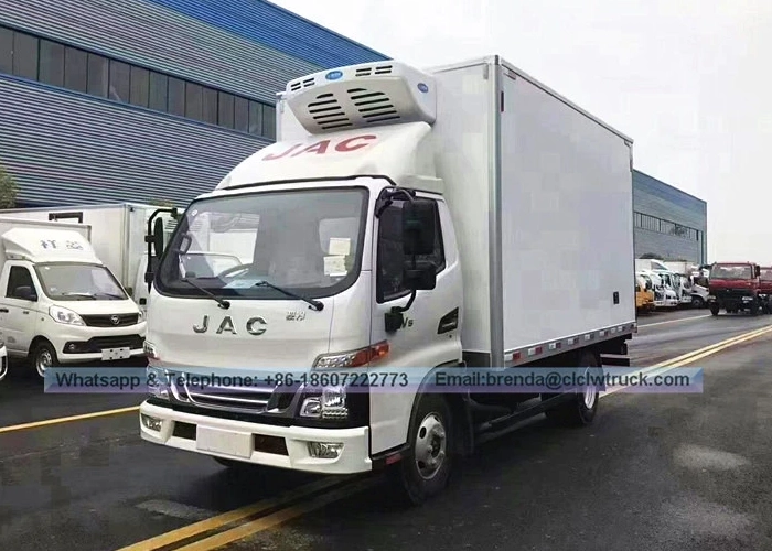  Energy-Efficient Refrigerated Truck China Made