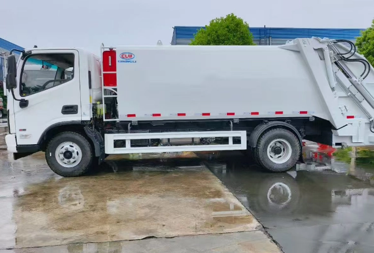 Bulk order China garbage truck for Middle East