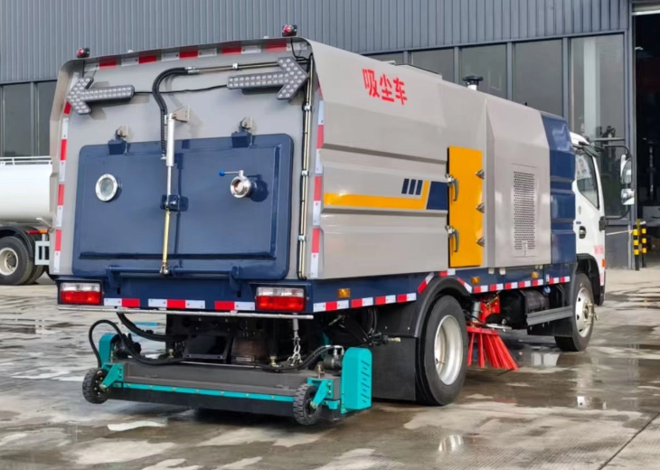 China road sweeper truck factory