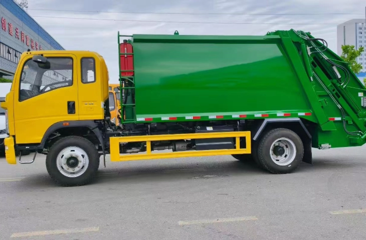 Xe ép rác công suất lớn của Trung Quốc, đặt hàng số lượng lớn xe chở rác Trung Quốc cho thị trường Trung Đông, nhà máy sản xuất xe vận chuyển rác thải của Trung Quốc Đặt mua số lượng lớn xe chở rác Trung Quốc cho thị trường Trung Đông.