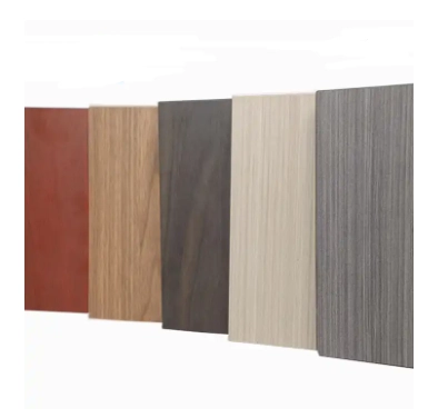 Greamán docht ardchaighdeáin Shandong le haghaidh rollaí páipéir meilimín troscáin 20 mil adhmaid scannán pvc fuar laminate