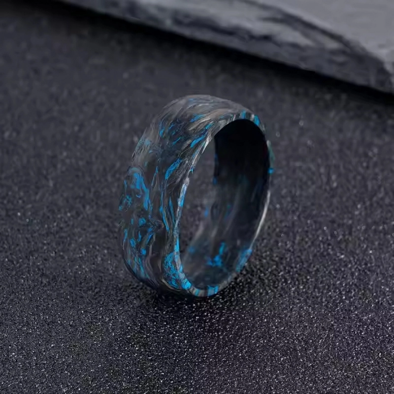 Materiales de alta calidad Anillo de boda de fibra de carbono forjado de Burl Blue Burl para hombres Fabricante de China