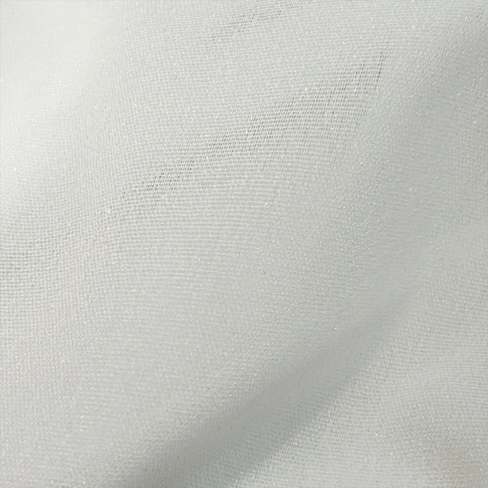 低拉伸纱水喷气机织织物