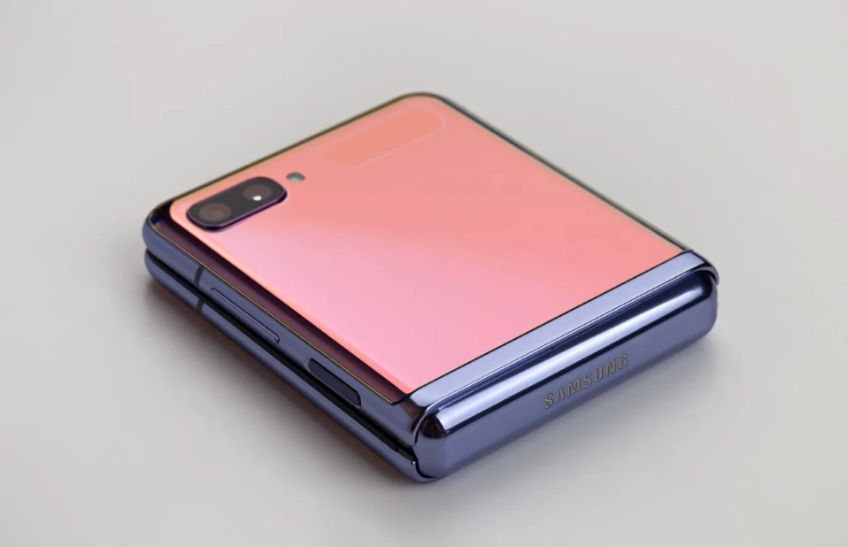 Global Foldable Smartphone Market Growth Continues in Q3 2024 Global Foldable Smartphone Market Growth Continues in Q3 2024