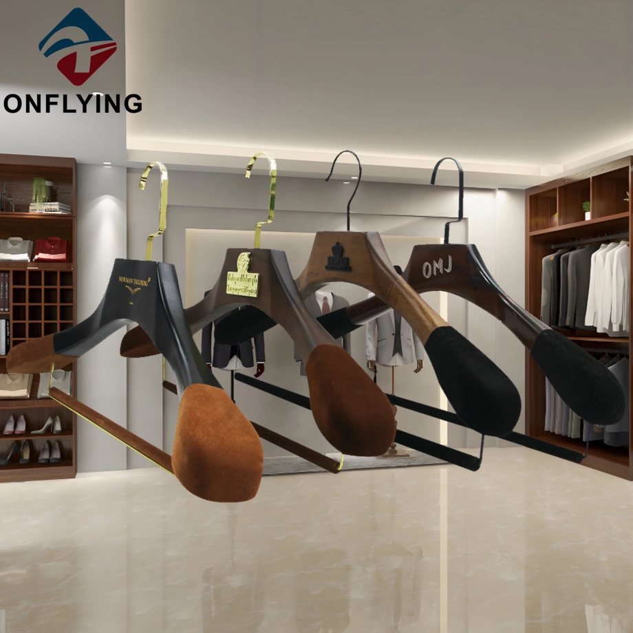 Glossy Brown Custom Clothes Luxury Men Suit Large Wooden Hangers Factory Supplier