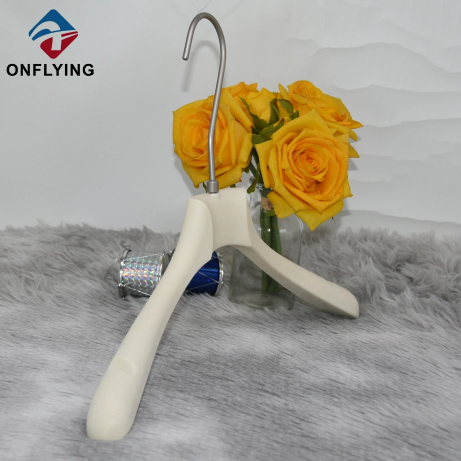 China Custom Logo Eco-friendly Swivel Hook Garment Coat Resin Hanger China Supplier manufacturer