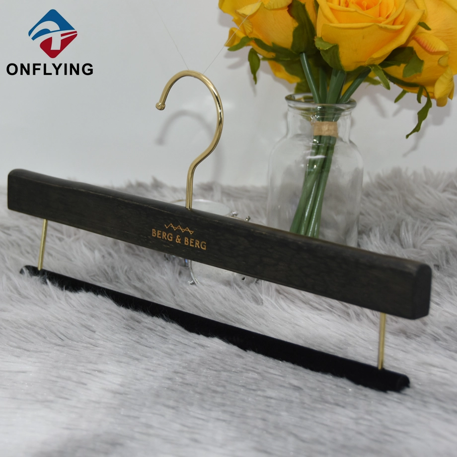 wood hangers Manufacturer