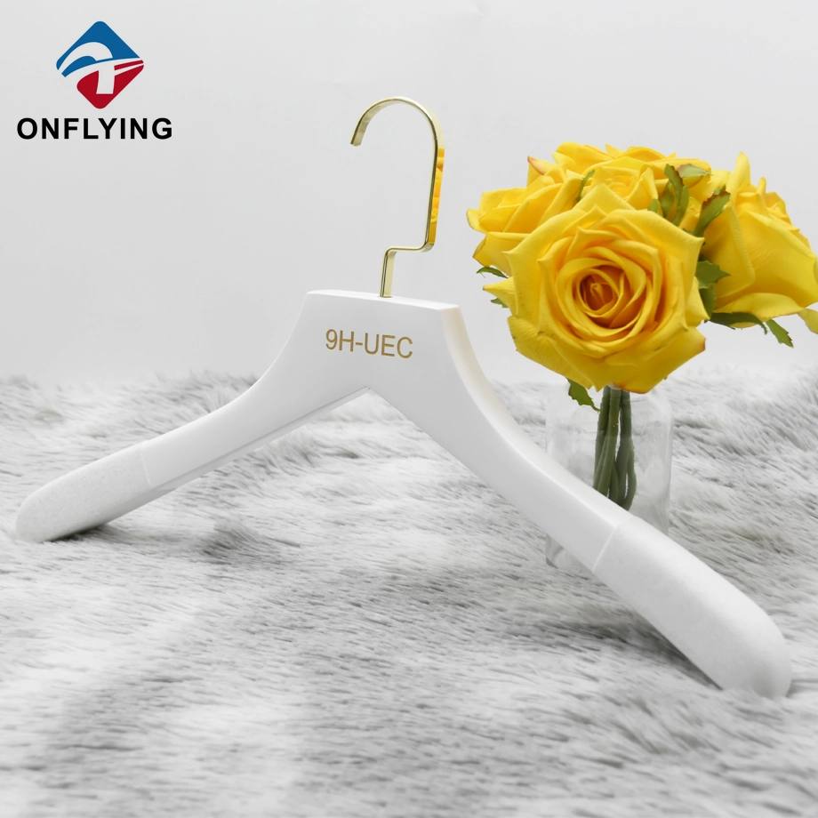 Custom Wooden Clothes Hanger Supplier