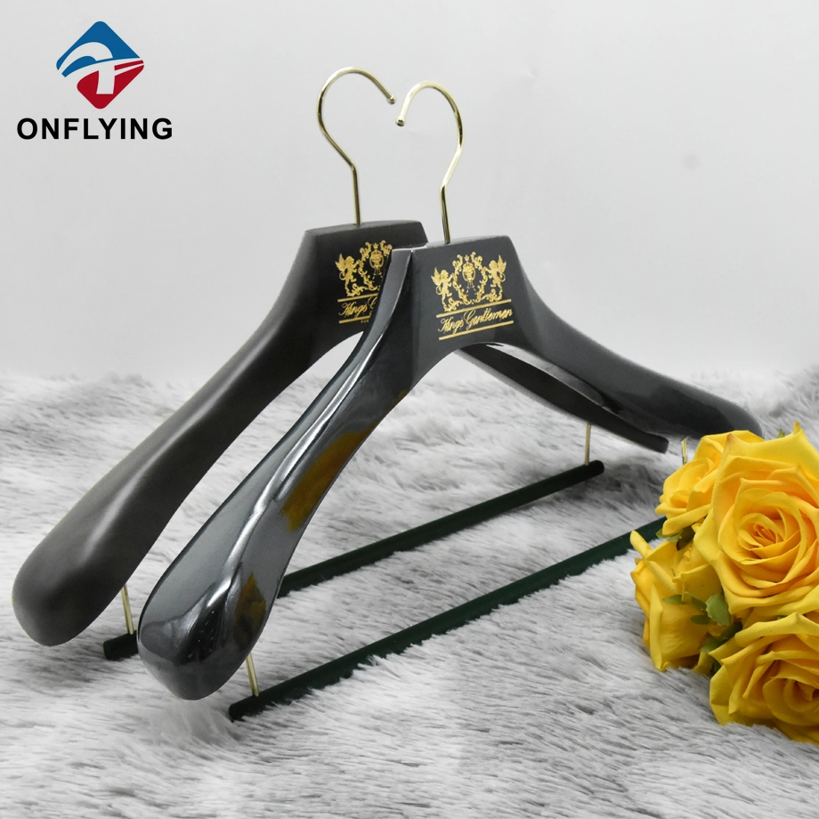 Exquisite Luxury Durable Custom Logo Clothes Wooden Hanger China Supplier