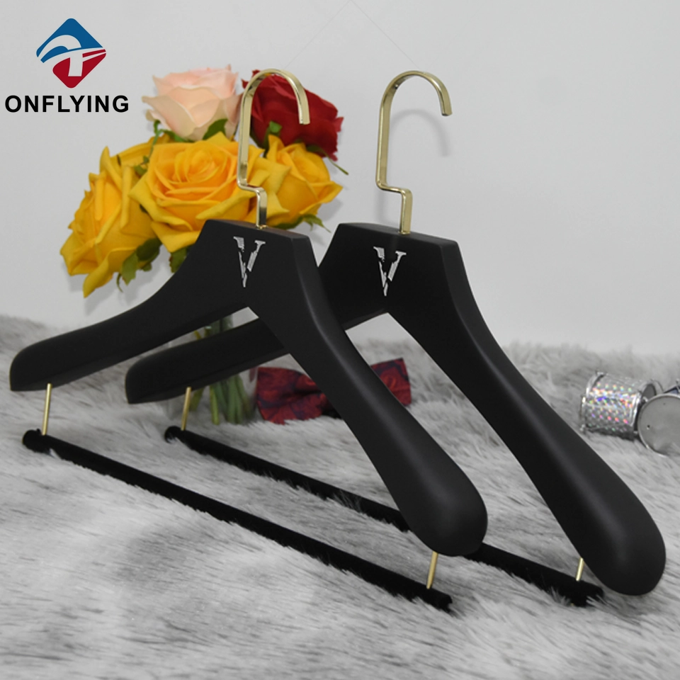 Custom Wood Hangers Factory