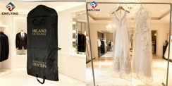 Mejore su embalaje: presentamos nuestras nuevas bolsas transparentes de PVC y portatrajes plegables para trajes Mejore su embalaje: presentamos nuestras nuevas bolsas transparentes de PVC y portatrajes plegables para trajes