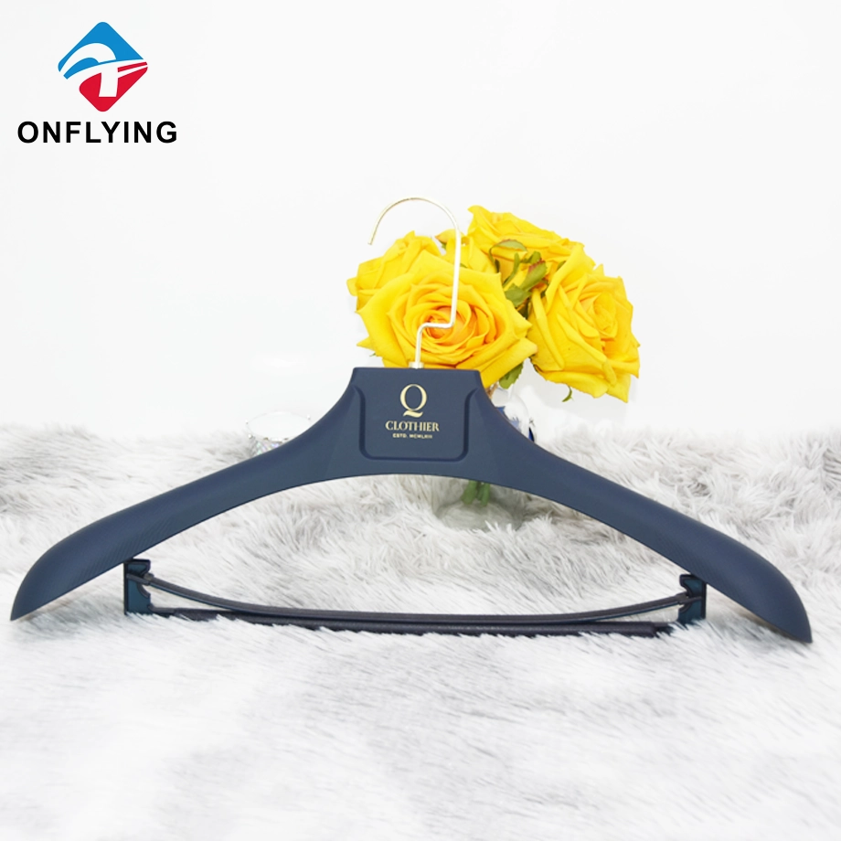 High End Blue Rubber Coated Luxury Cloth Plastic Hangers China Manufacturer