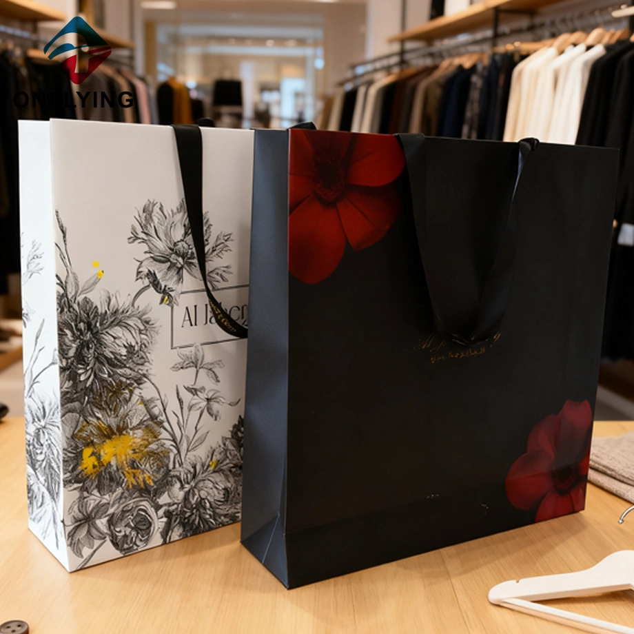 Recyclable Europe Shopping Clothing Packaging Gift Paper Bags China Supplier