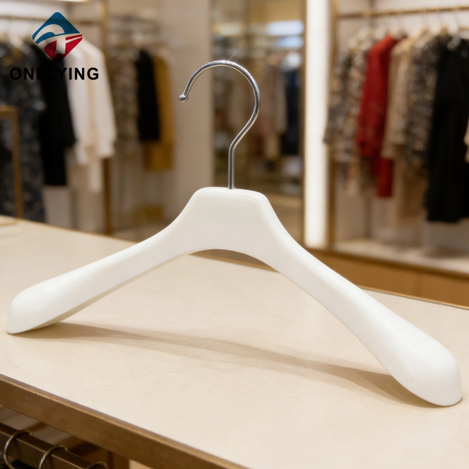 China Heavy Duty Anti-Slip Shoulder Cute White Childern's Coat Hanger China Supplier manufacturer