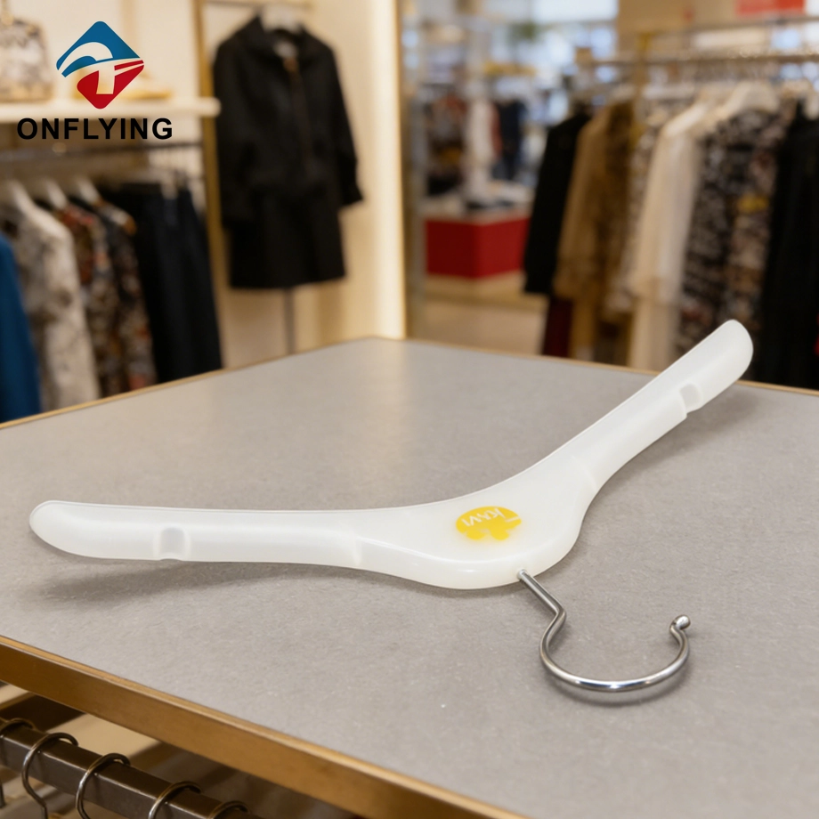 Heavy Duty Anti-Slip Shoulder Kids' Small Plastic Clothes Hangers China Supplier