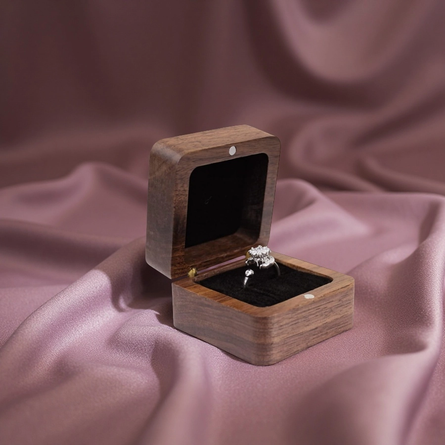 Kotak cincin kayu yang diperibadikan borong, kotak pemegang cincin persegi dengan slot tunggal