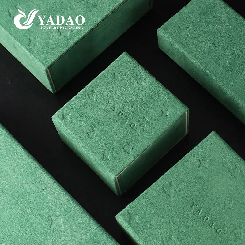 China High Quality Velvet Wooden Printed Jewelry Box Green Custom logo Luxury Magnetic Gift Boxes for Ring Bracelet Necklace Earring manufacturer
