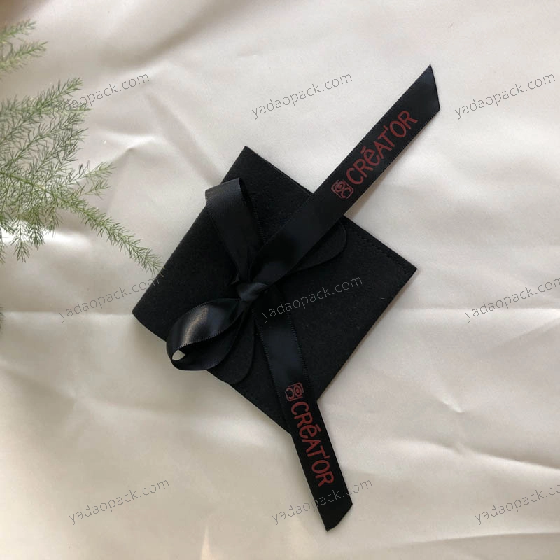 Yadao Luxuriöses individuelles Logo kleiner Karton Schiebeschubladenring Schmuckschatullen kleine Geschenktüten Schmuckbeutel mit Kordelzug