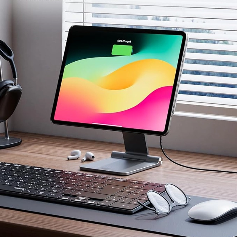Çin Manyetik kablosuz şarj iPad standı Manyetik tablet standlarını şarj etmek için 18W kontaklar üretici firma