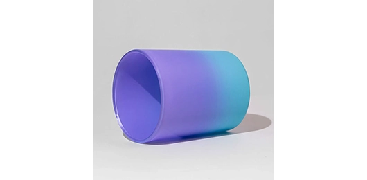 Flexible Luxury: How One Glassmaker Supports Europe's Skincare Brands