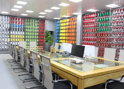 La empresa puede personalizar más de 5.000 nuevos productos y desarrollar más de 5.000 modelos.