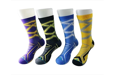 Jixingfeng Knittingは,革新的な技術で靴下の世界的な供給を強化します.