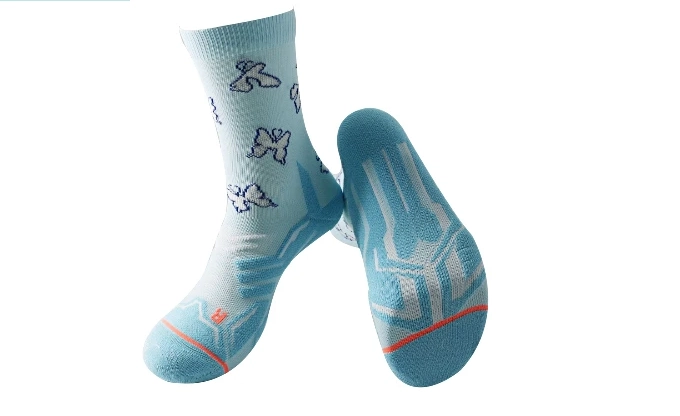 L'usine de tricot de Jixingfeng devient le premier fournisseur de l'industrie des chaussettes de sport