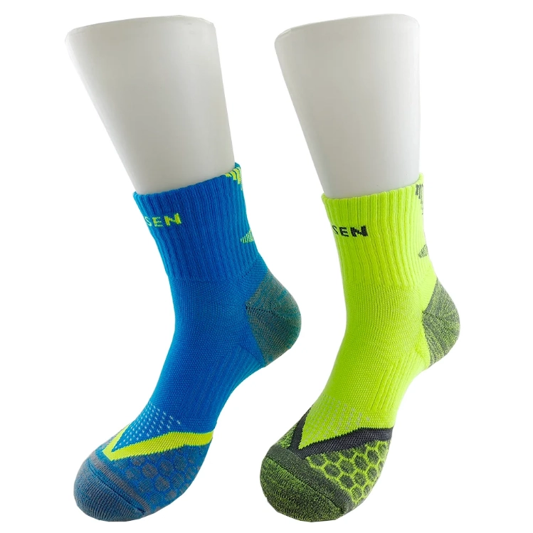 Moisture-wicking running socks supplier