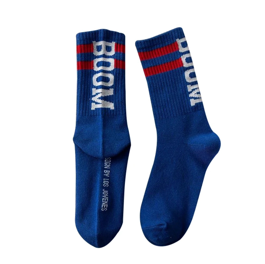 Low MOQ promotional sports socks supplier