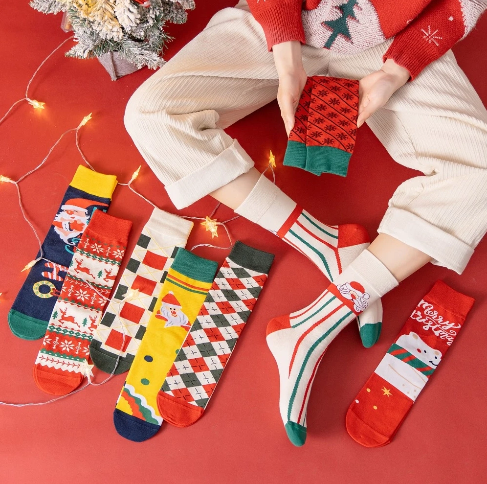 Custom Women's Socks Manufacturer in China