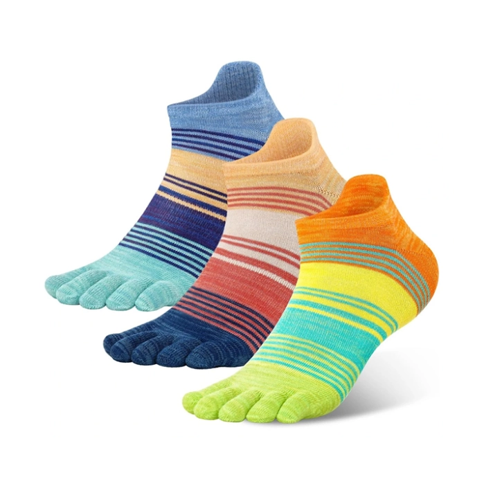 Custom logo toe socks supplier China