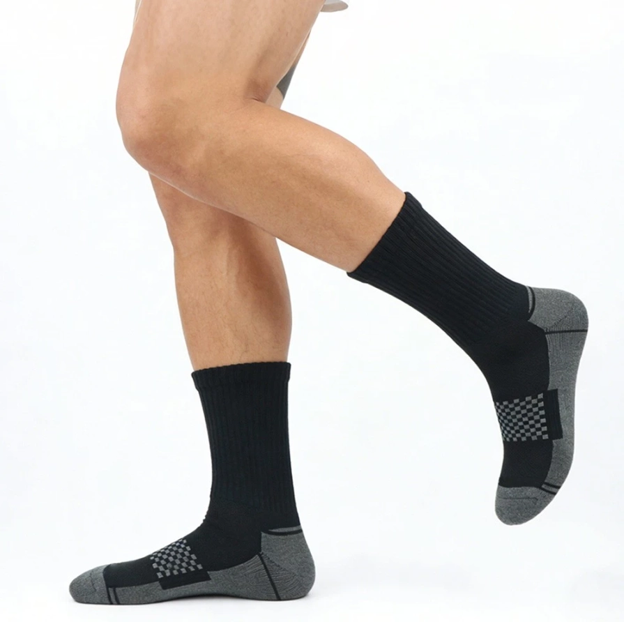 Wholesale price sports socks manufacturer