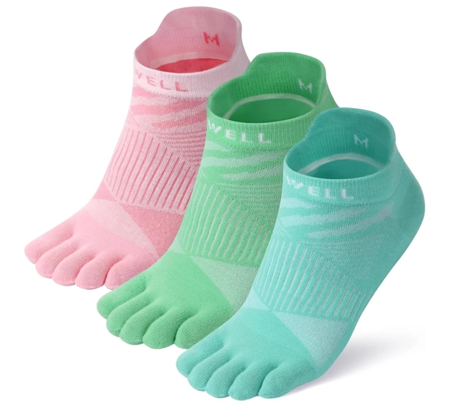 Custom Logo Moisture Wicking Sports Socks Manufacturer China