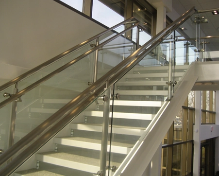 1.1 meter height stainless steel glass spider balustrade post LCH-122 of glass railing system
