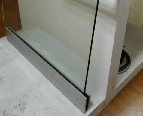 Rahmenloses Glasgeländersystem Aluminium U-Kanal-Glasgeländer