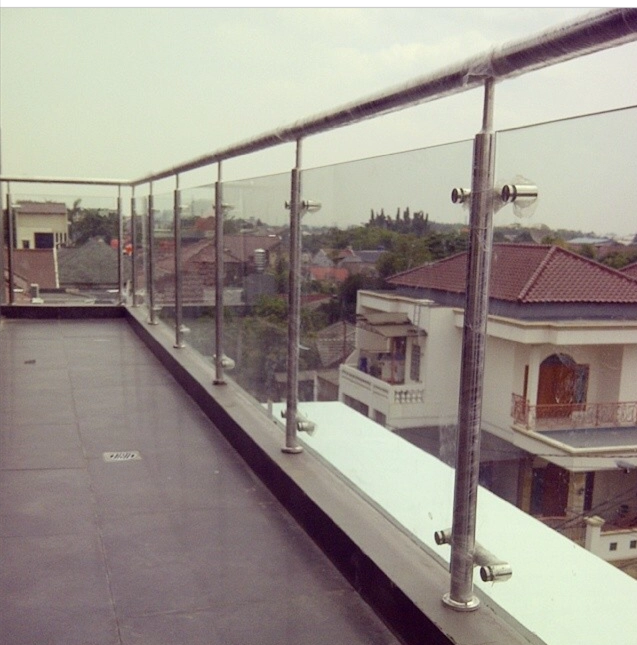 Szklane balustrady ze stali nierdzewnej po 316 na balkon, Taras, poręczy schodów