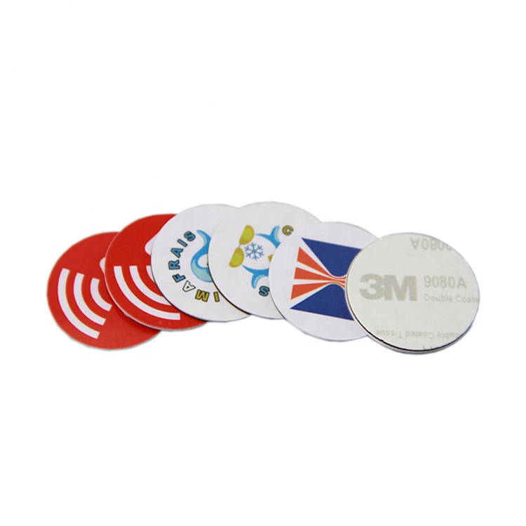 13.56Mhz coin metal nfc rfid tags coin cards tags PVC with anti-metal sticker NTAG 213 chip RFID pvc disc RFID pvc coin tag