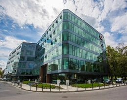 Tempered glass laminated safety glass insulated glazing facades curtain walls exterior spider walls