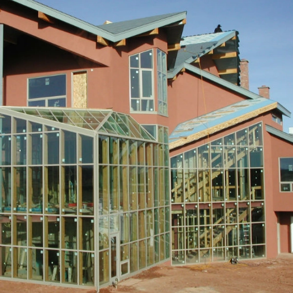 Çin fabrika doğrudan satış 4mm 5mm 6mm 8mm temizle ultra ekonomik ekonomik sunroom için temizle renkli cam temperli cam paneller