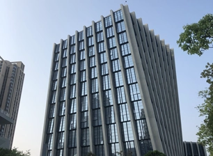 තාවකාලික පරිවරණය කළ වීදුරු තිරය බිත්තිය