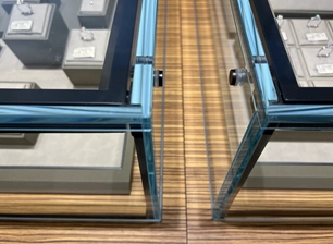 Ultra Clear Glass Showcase