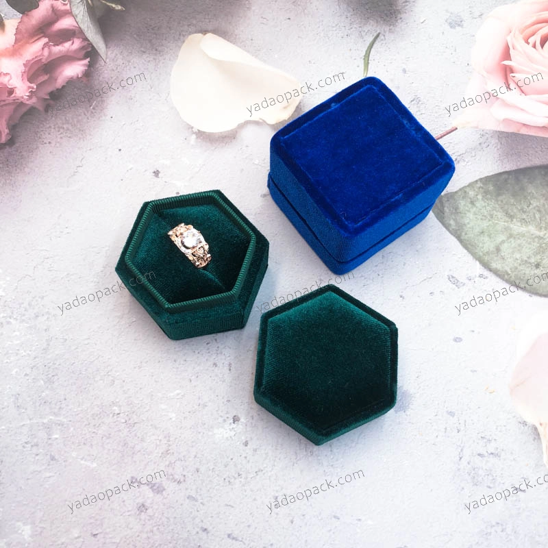 China High quality luxury double vintage mini hexagon ring box velvet jewelry wedding ring box manufacturer