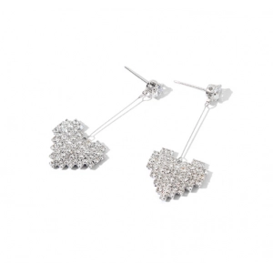 China Zinc Alloy 925 Silver Heart Shape Long Stud Earrings Manufacturer in China fabricante