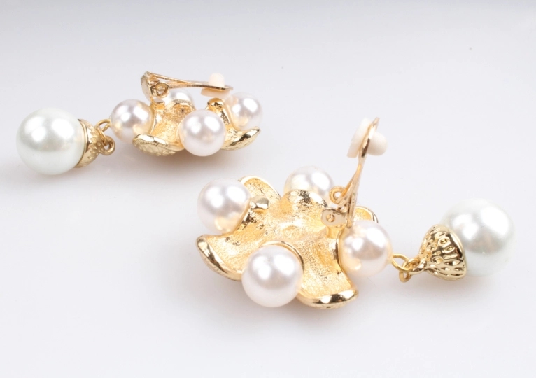 2018 Fashion Women Stud Peal Earring Gold Earring For Women Classic